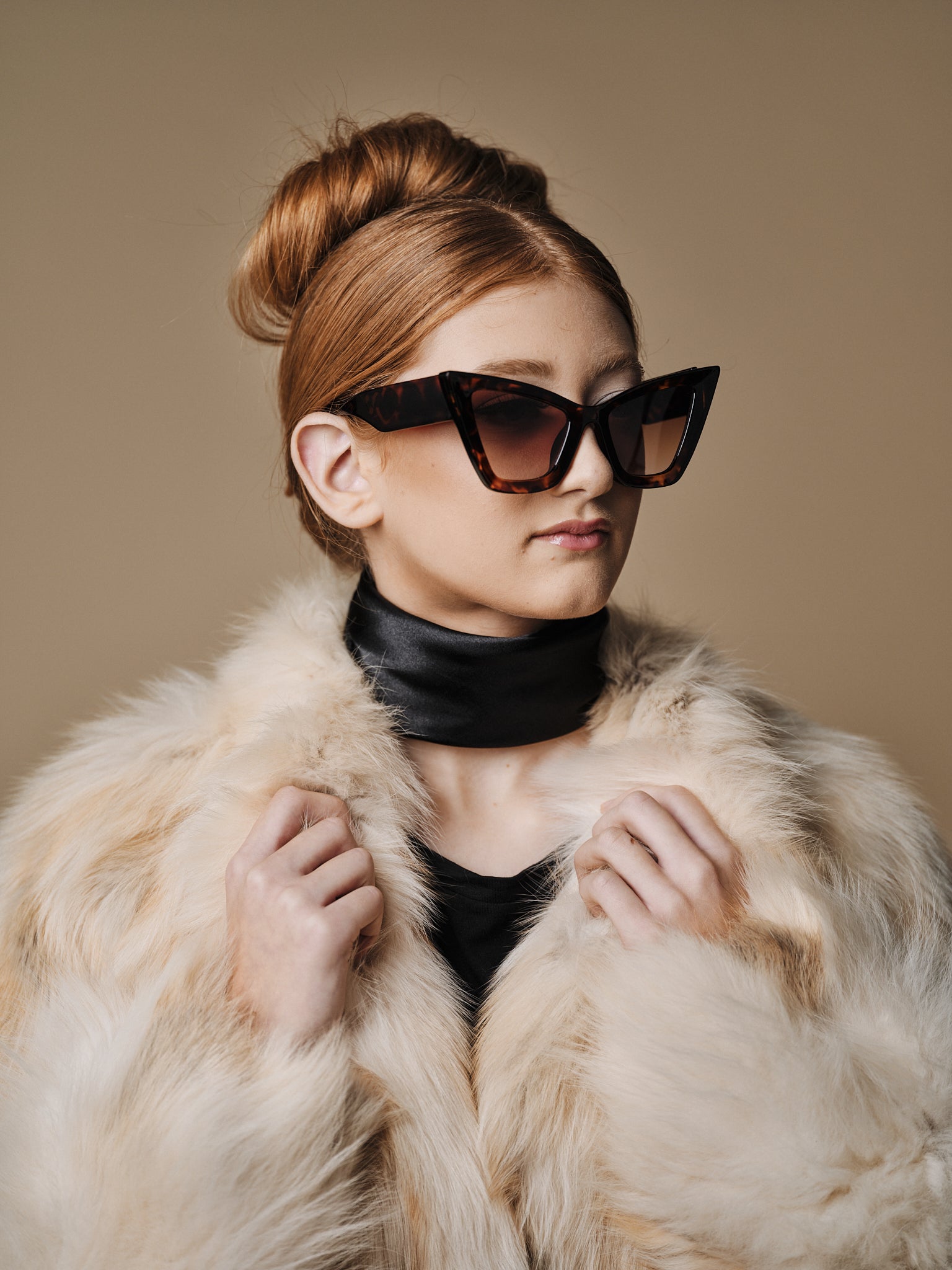 Black Slash Proof Silk Scarf image 2
